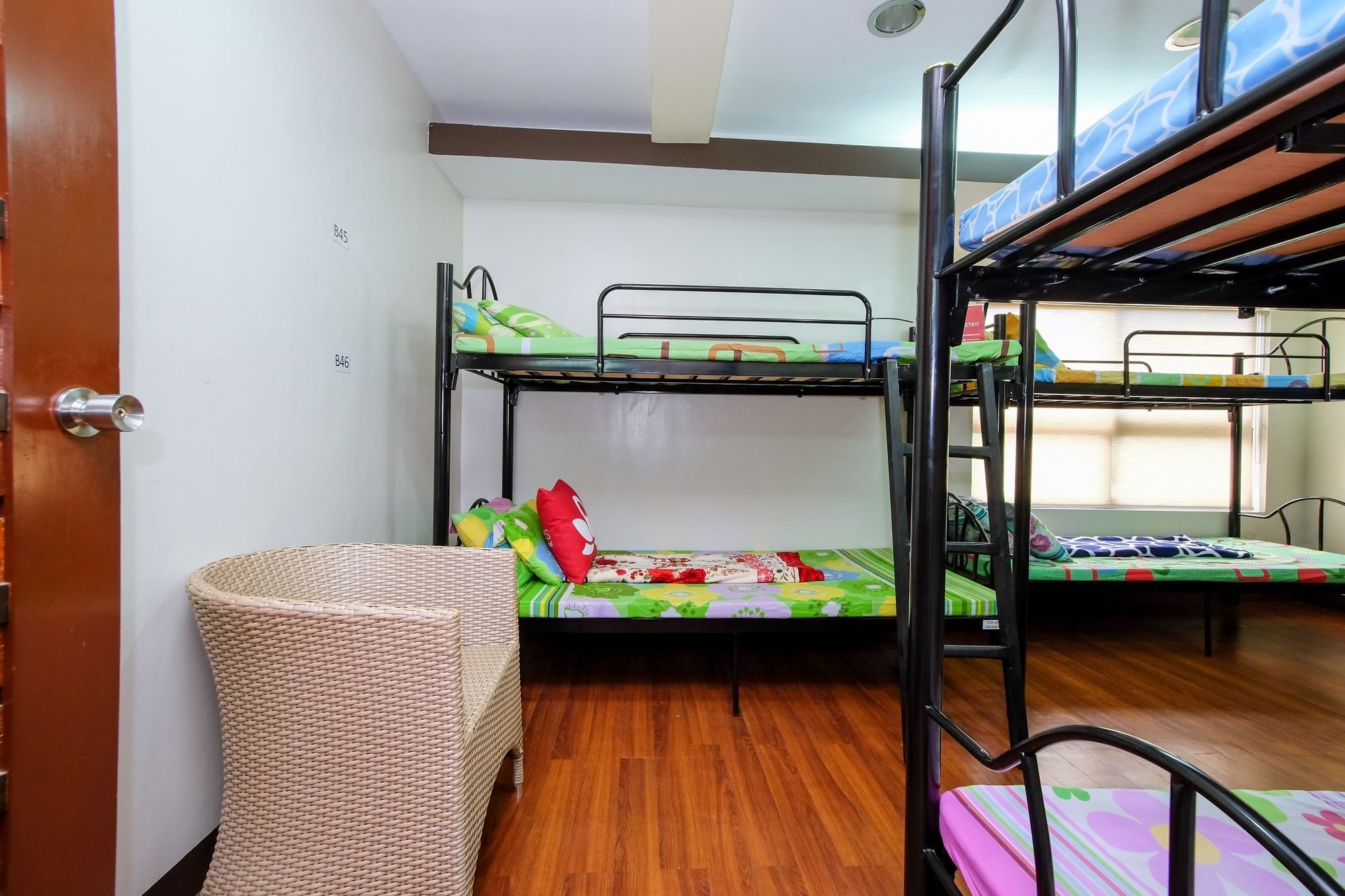 Zen Hostel Quirino Ave. Malate مانيلا المظهر الخارجي الصورة