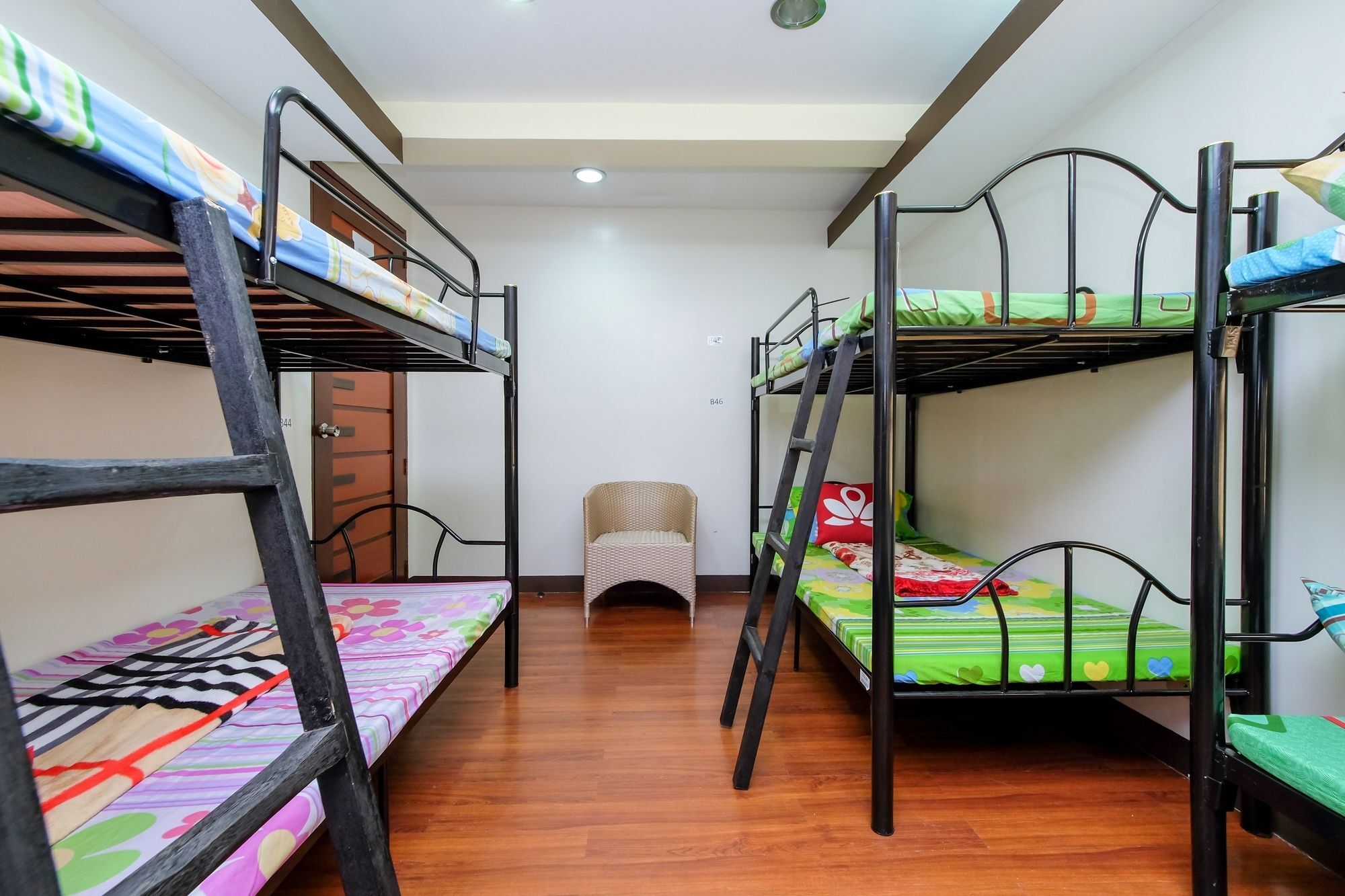 Zen Hostel Quirino Ave. Malate مانيلا المظهر الخارجي الصورة