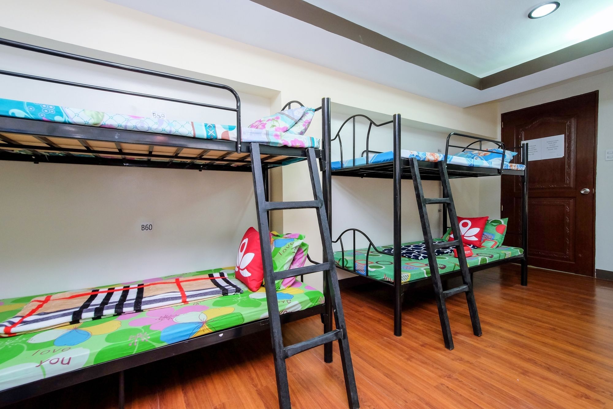 Zen Hostel Quirino Ave. Malate مانيلا المظهر الخارجي الصورة