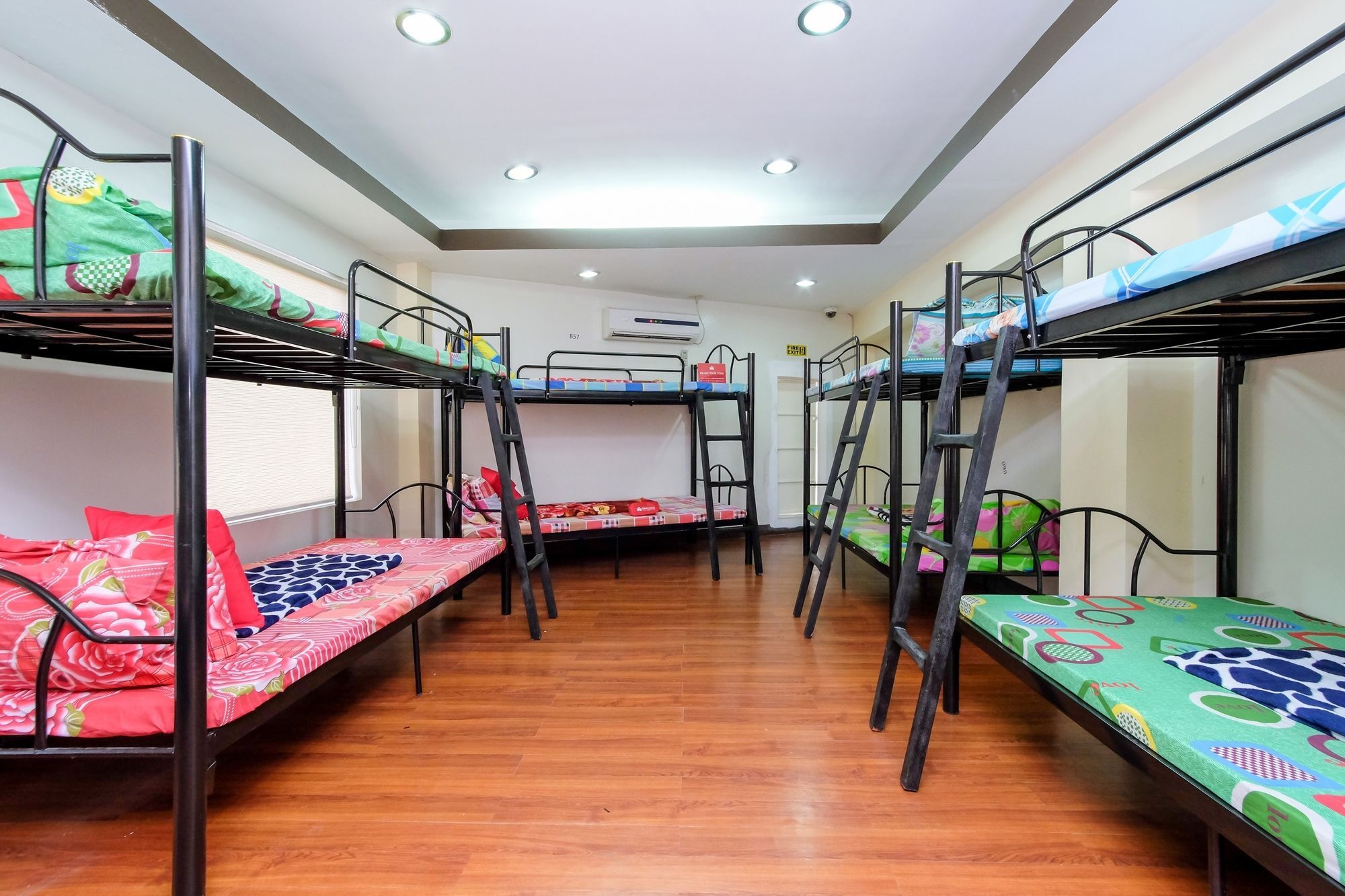 Zen Hostel Quirino Ave. Malate مانيلا المظهر الخارجي الصورة